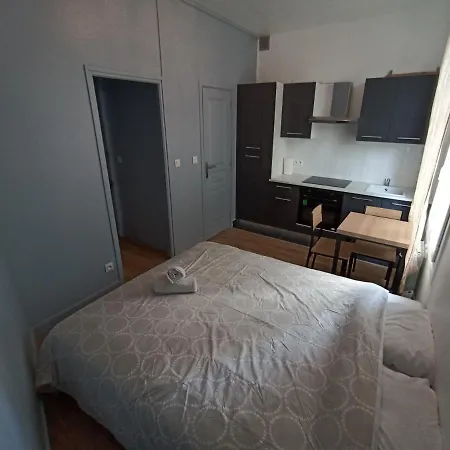 Studio Cosy - Hypercentre - 20 Min To Paris Maisons-Laffitte Exterior photo